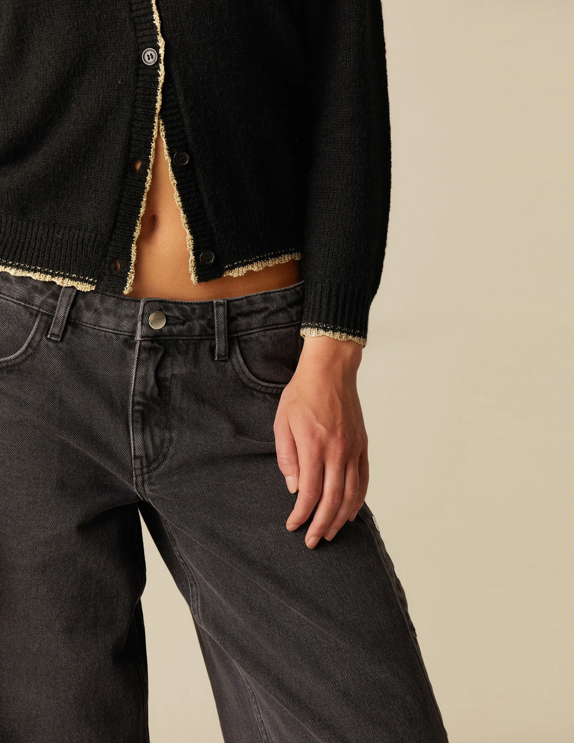 Store NÍCOLI CHAQUETA PUNTO RIBETE DORADO Negros