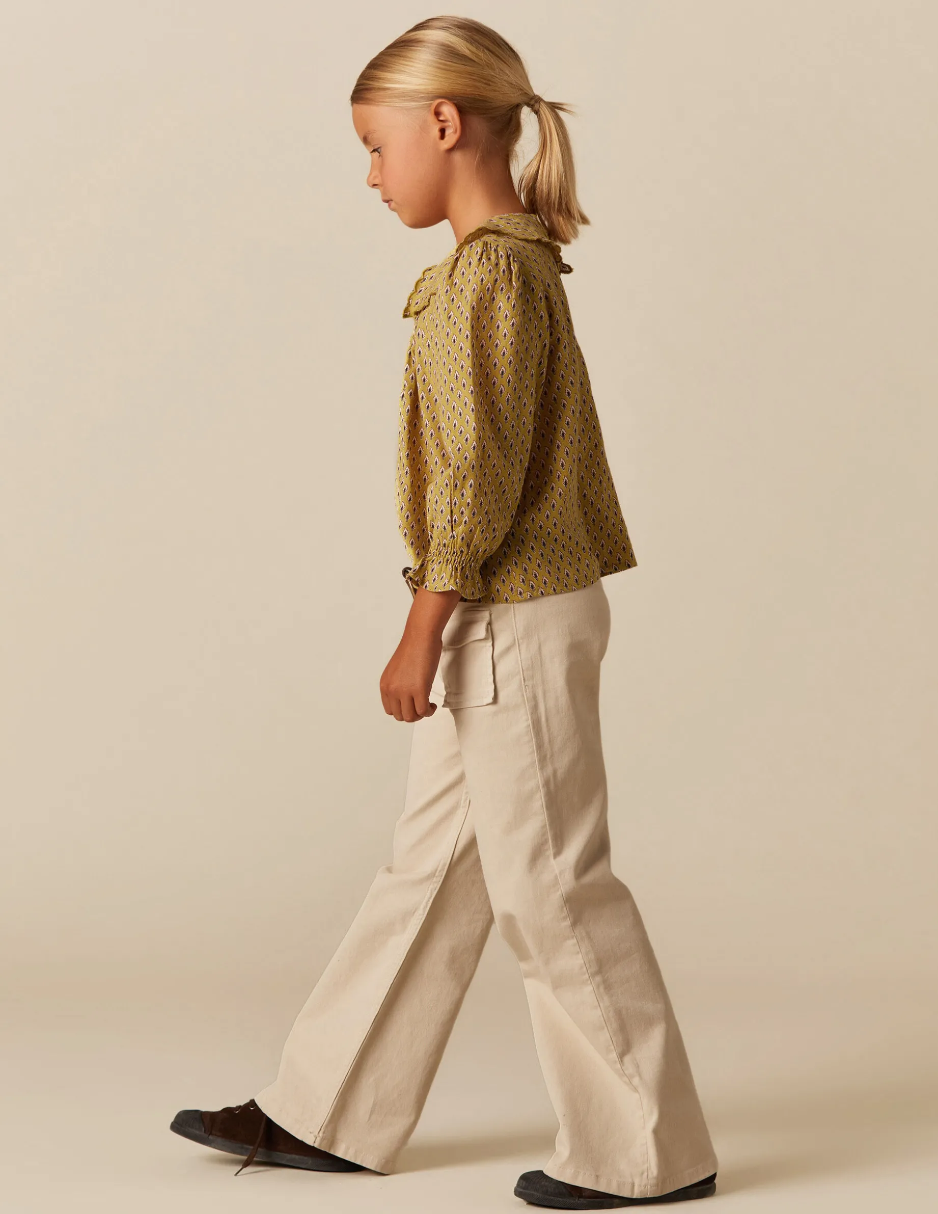 Store NÍCOLI PANTALÓN TAPETA BOLSILLOS Arena