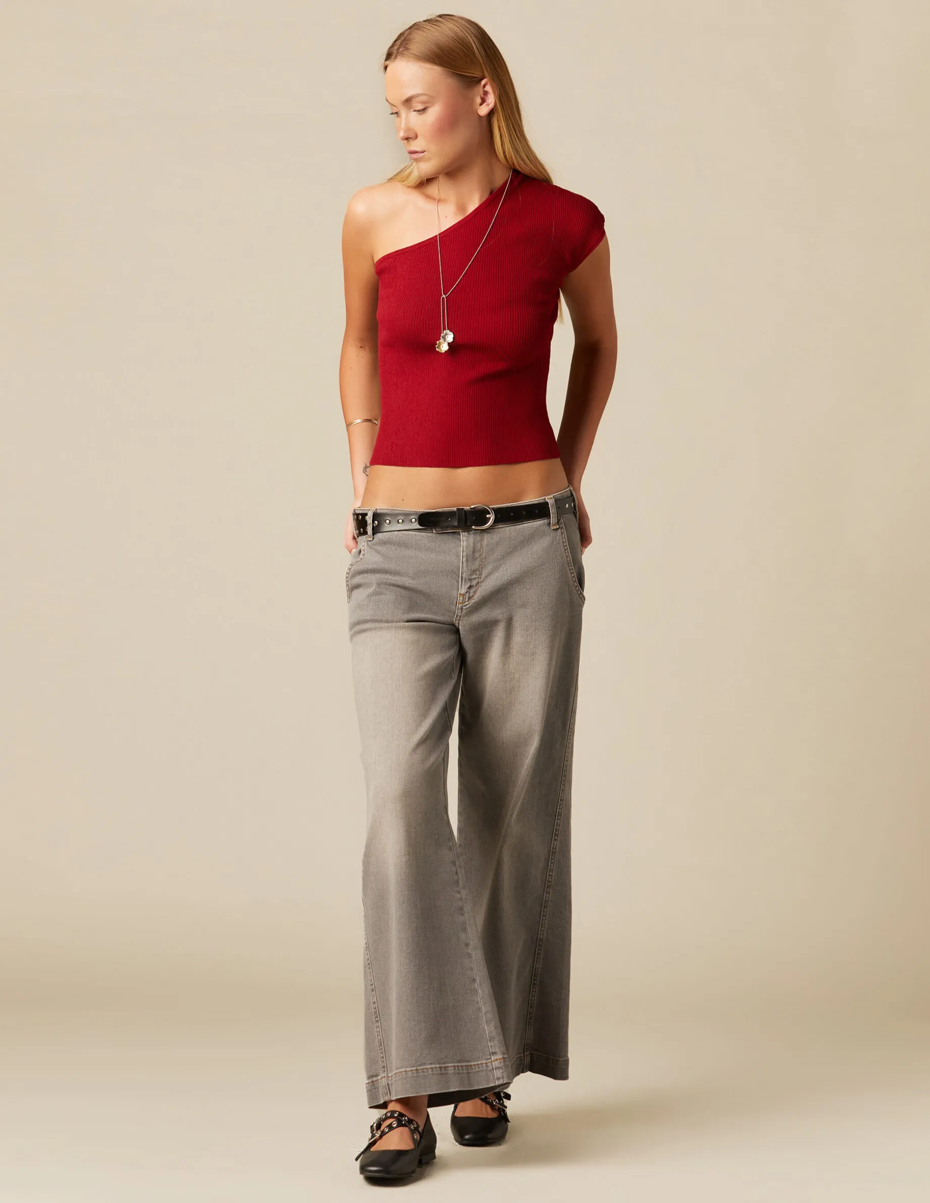 Shop NÍCOLI PANTALÓN LOW WAIST DOBLE BOTÓN GRIS Grises