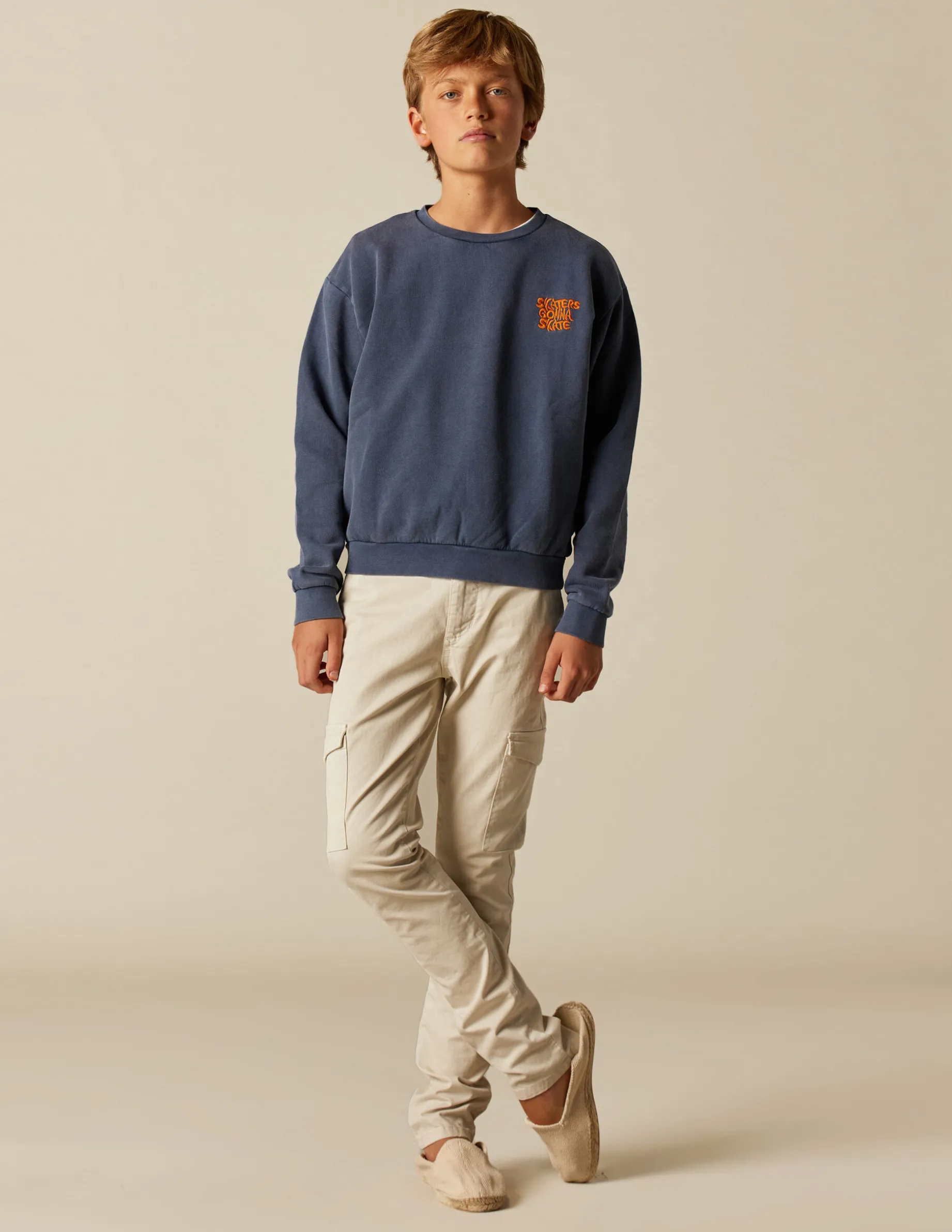 Discount NÍCOLI SUDADERA "SKATE" AZUL Azulesoscuros