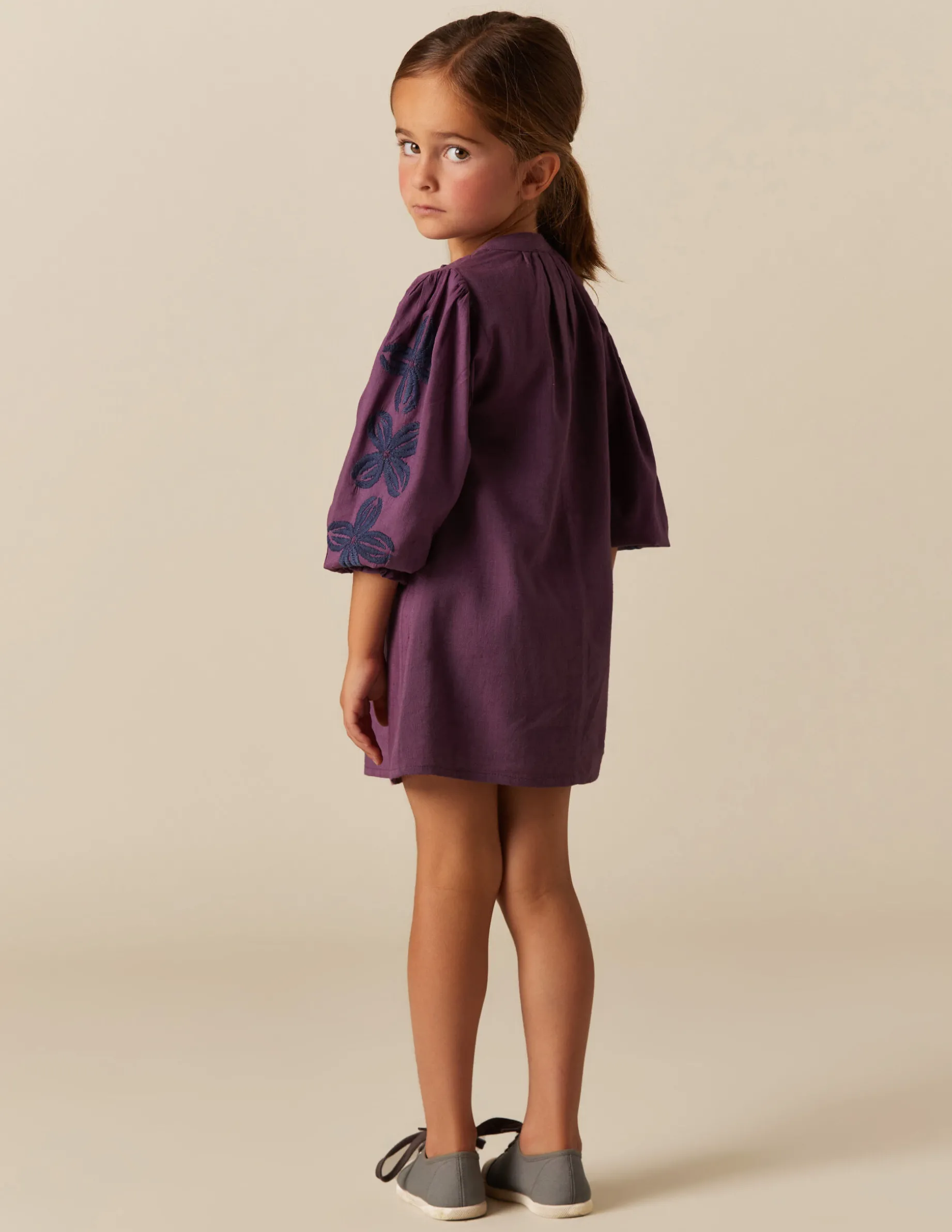 Online NÍCOLI VESTIDO MORA BORDADO Morados